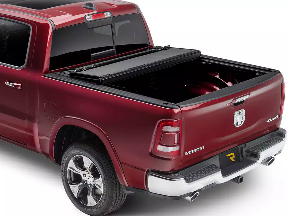 BAKFlip MX4 15-18 GM Silverado,Sierra & 2019 Legacy/Limited 8.2ft Bed (2014 1500 Only, 2015-2019 1500,2500,3500) Tonneau Cover
