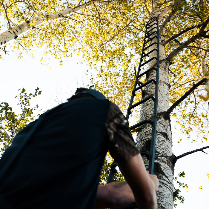 Rivers Edge Tree Ladder with Safety Rope