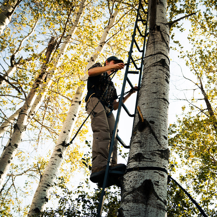 Rivers Edge Tree Ladder with Safety Rope